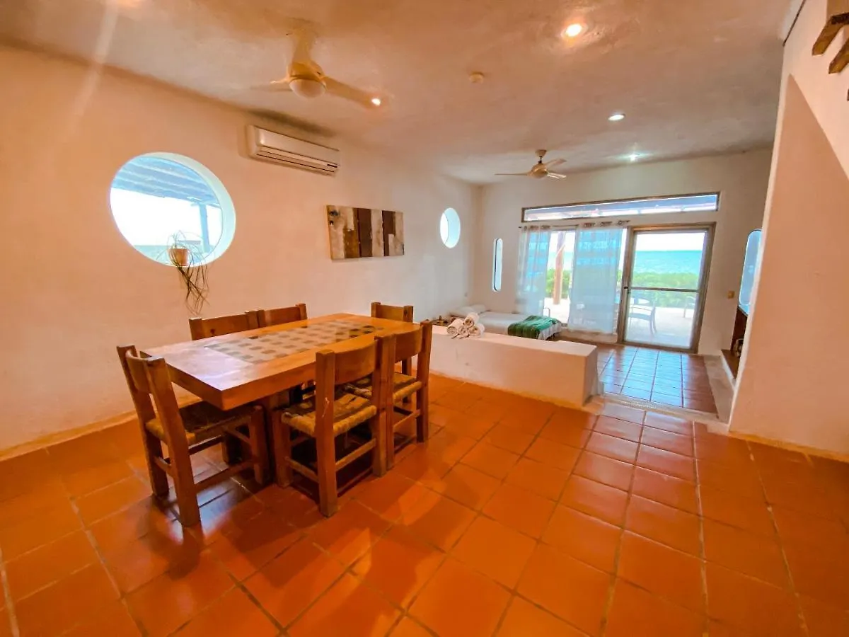 Punta Me Beach Suites 墨西哥