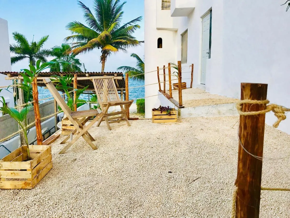 Punta Me Beach Suites 招待所